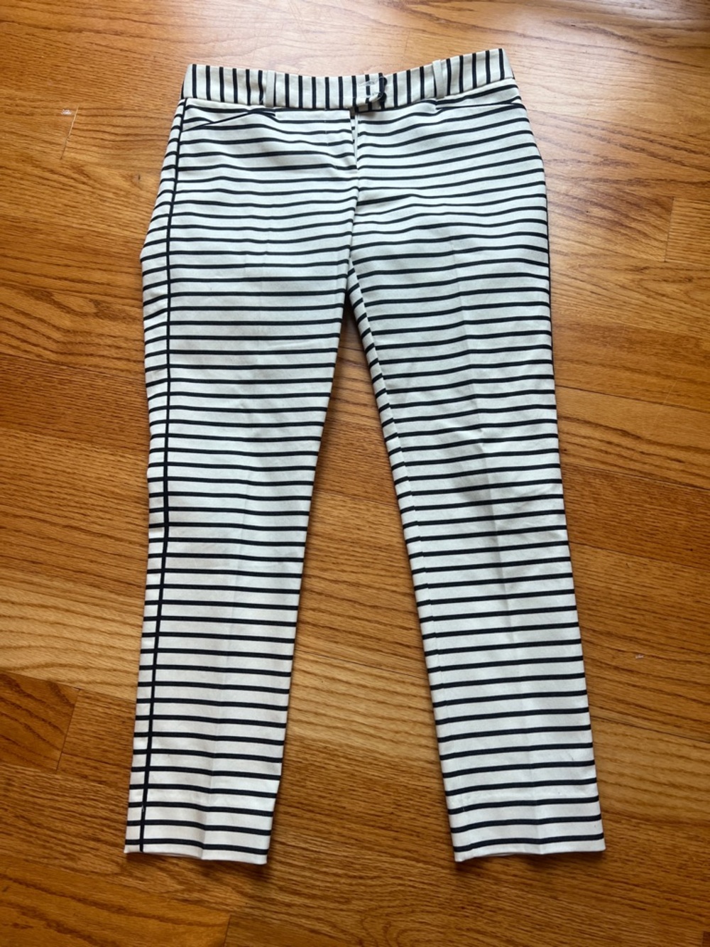 The Limited Navy and White Striped Nautical Cropped Pants size 2 low rise y2k